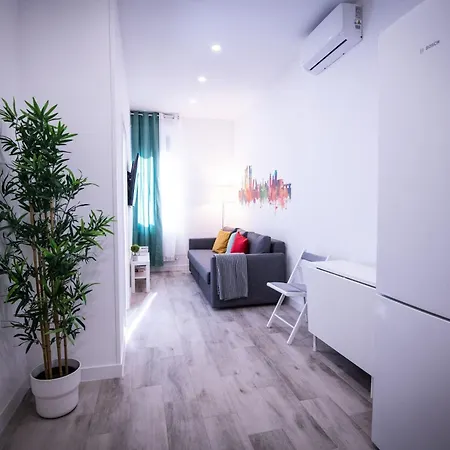 Apartamento Gran Via Madrid Exterior photo