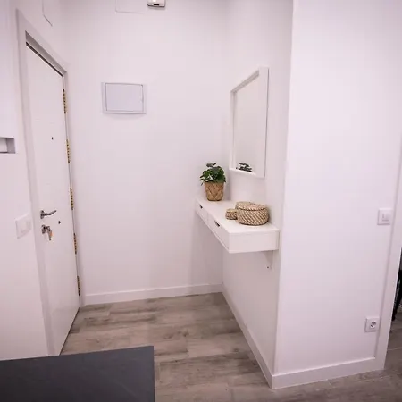 Apartamento Gran Via Madrid Exterior photo